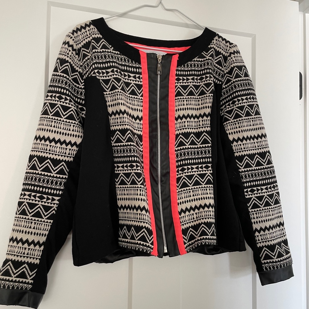Very unique jacket short blazer